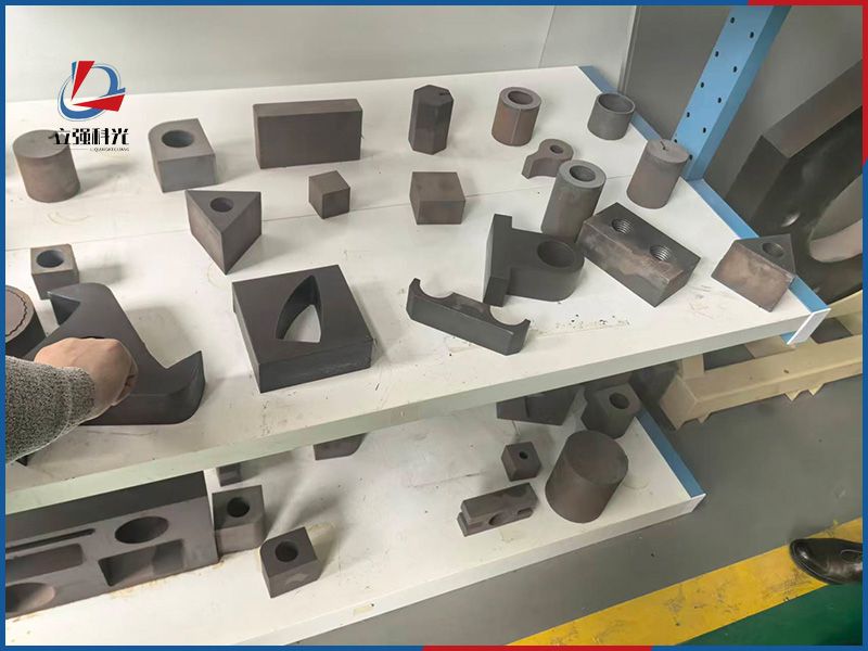 激光火焰复合切割机