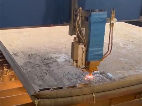 切割机工作案例