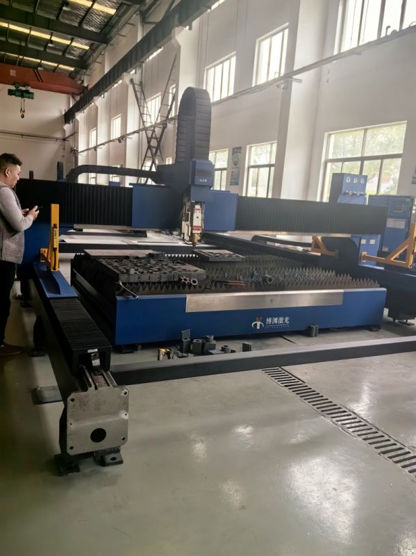 激光火焰复合切割机的原理和优点